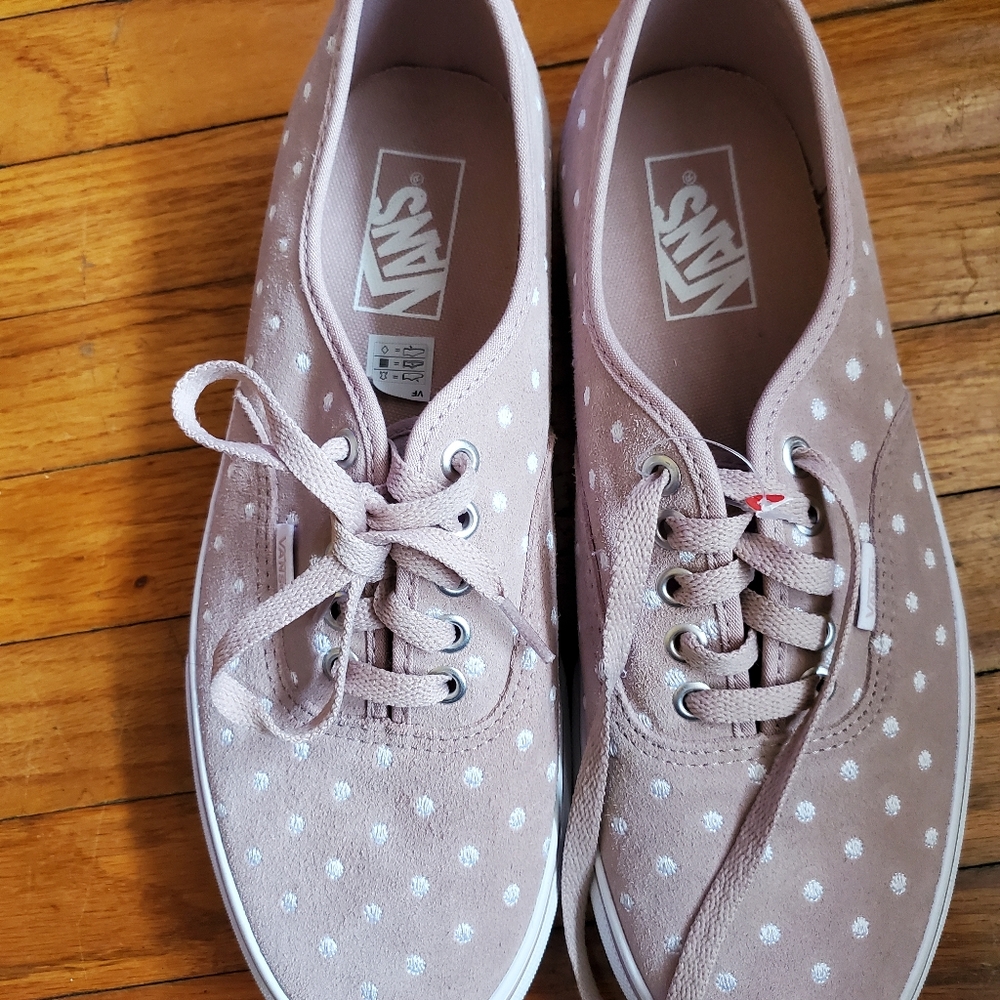 New Vans UNISEX  M size 8.5 or W size 10